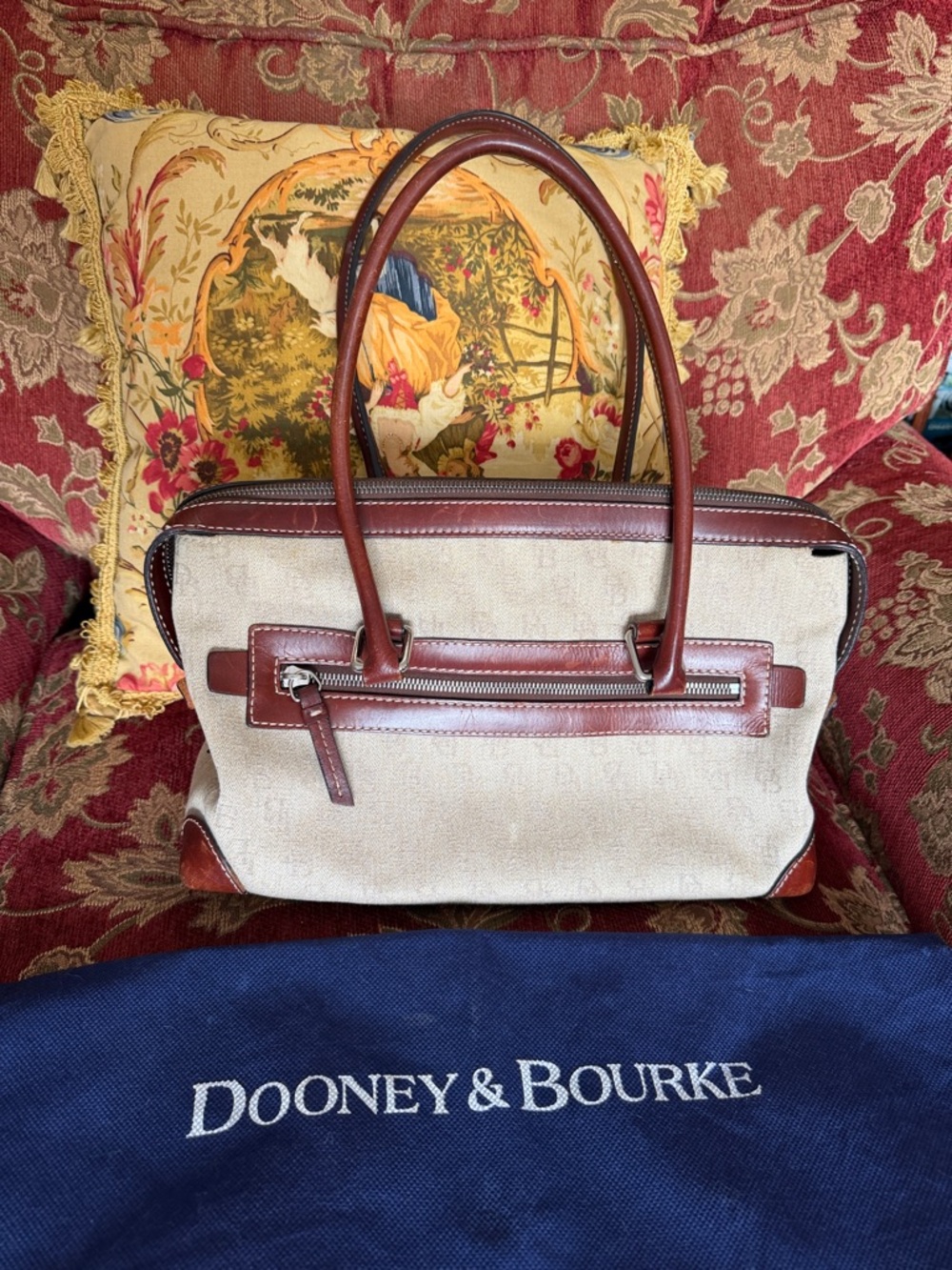 2 Set VTG Dooney & Bourke sachels  One Dustbag &1 PriceCard FIRM FINAL$126 - Picture 12 of 16